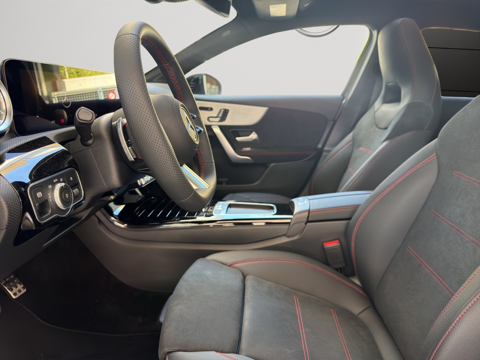 Image MERCEDES-BENZ A-220 A 220 4Matic 8G-DCT