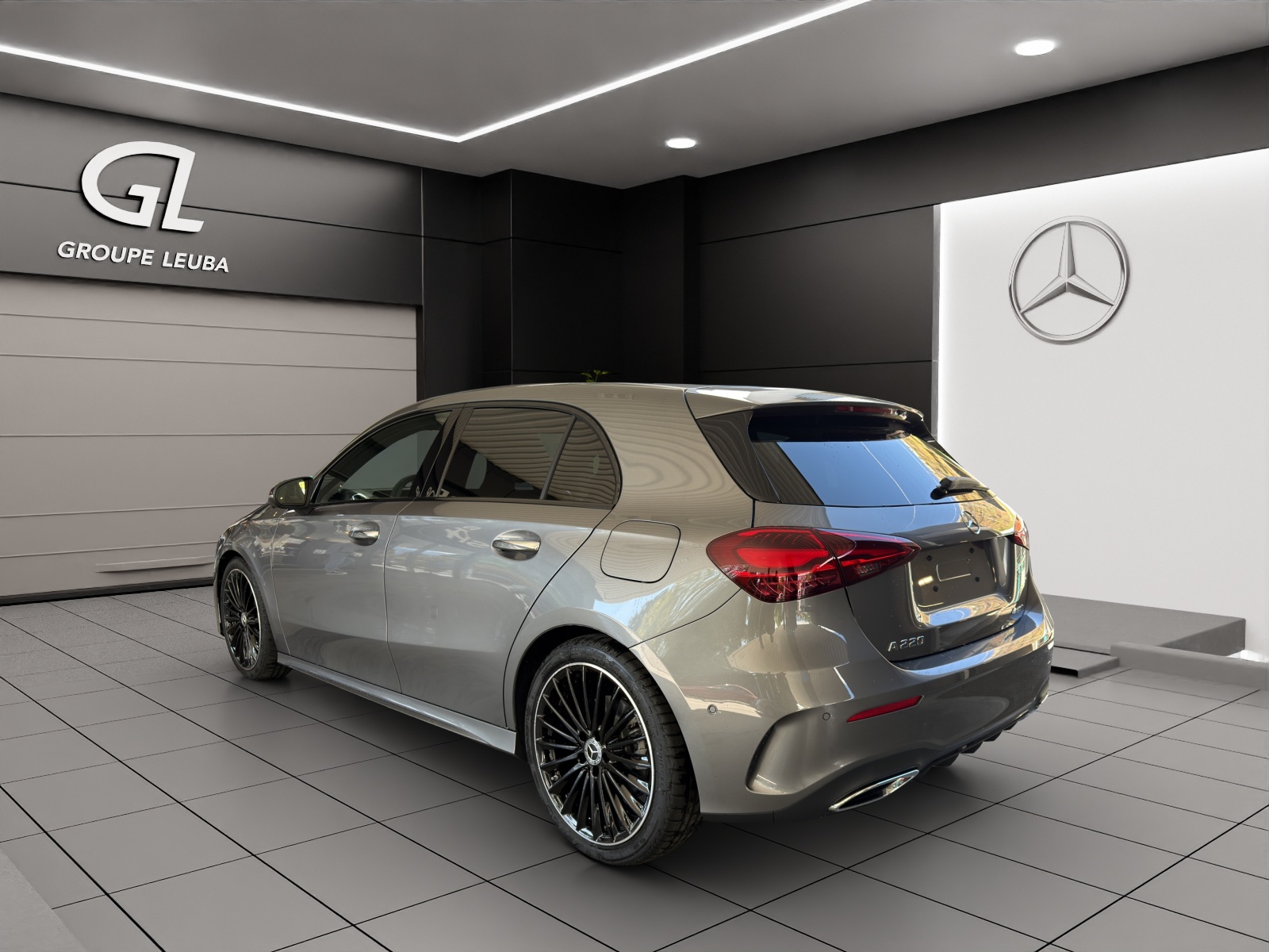 Image MERCEDES-BENZ A-220 A 220 4Matic 8G-DCT