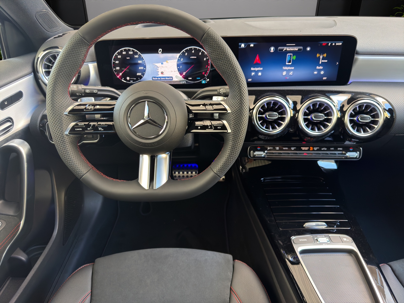 Image MERCEDES-BENZ A-220 A 220 4Matic 8G-DCT