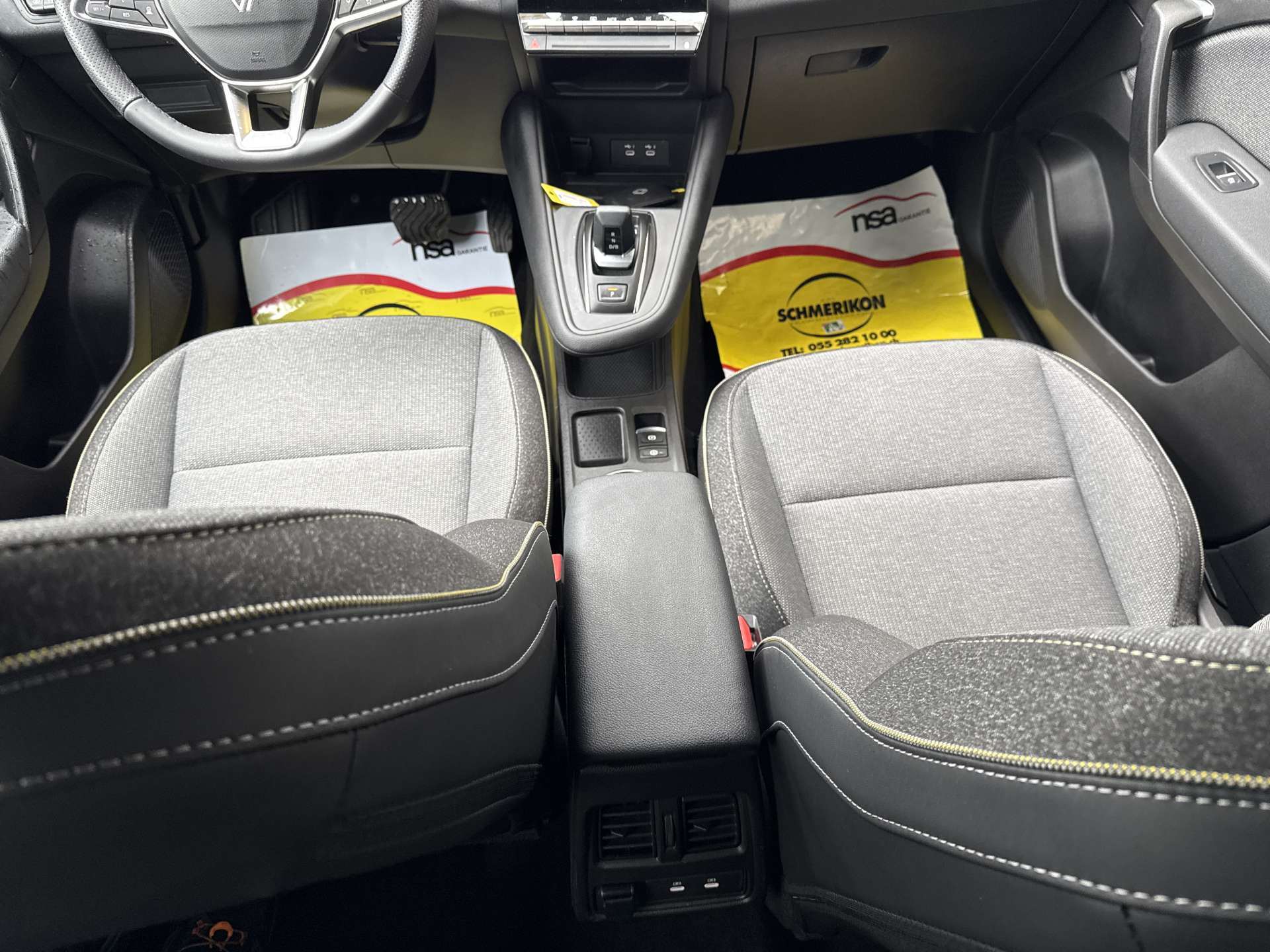 RENAULT Captur 1.8 E-Tech 160 Techno DHT-Automat-image-13