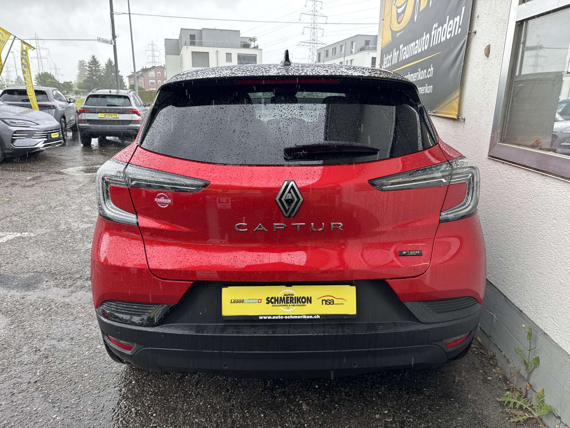 RENAULT Captur 1.8 E-Tech 160 Techno DHT-Automat-image-3