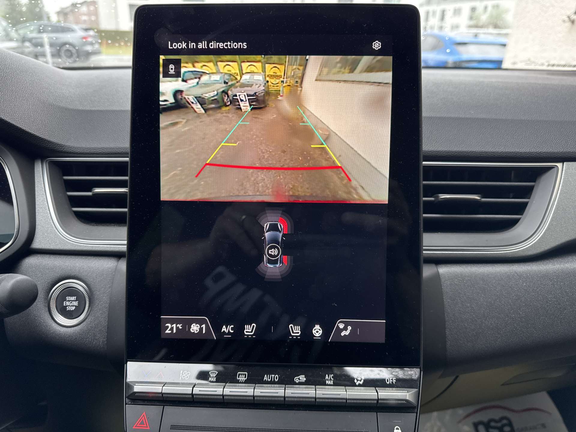RENAULT Captur 1.8 E-Tech 160 Techno DHT-Automat-image-10