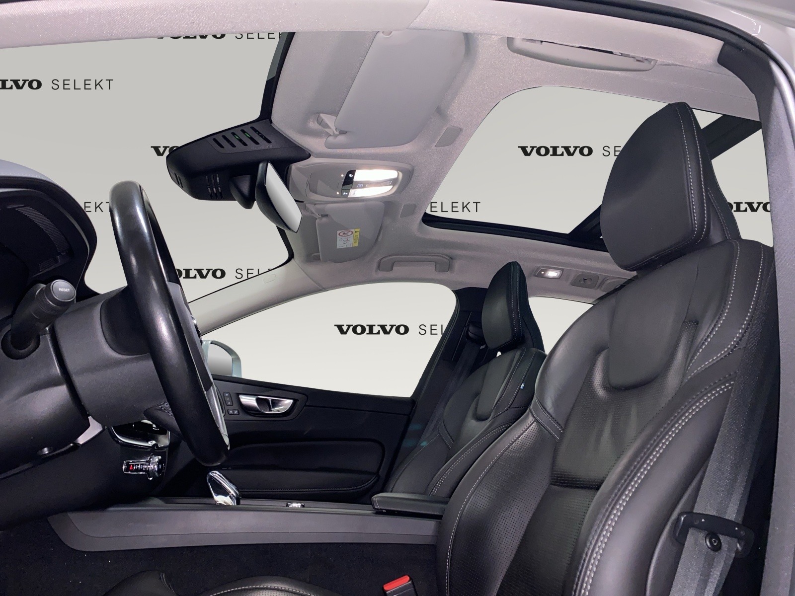 VOLVO XC60 2.0 T6 TE Inscription eAWD-image-6