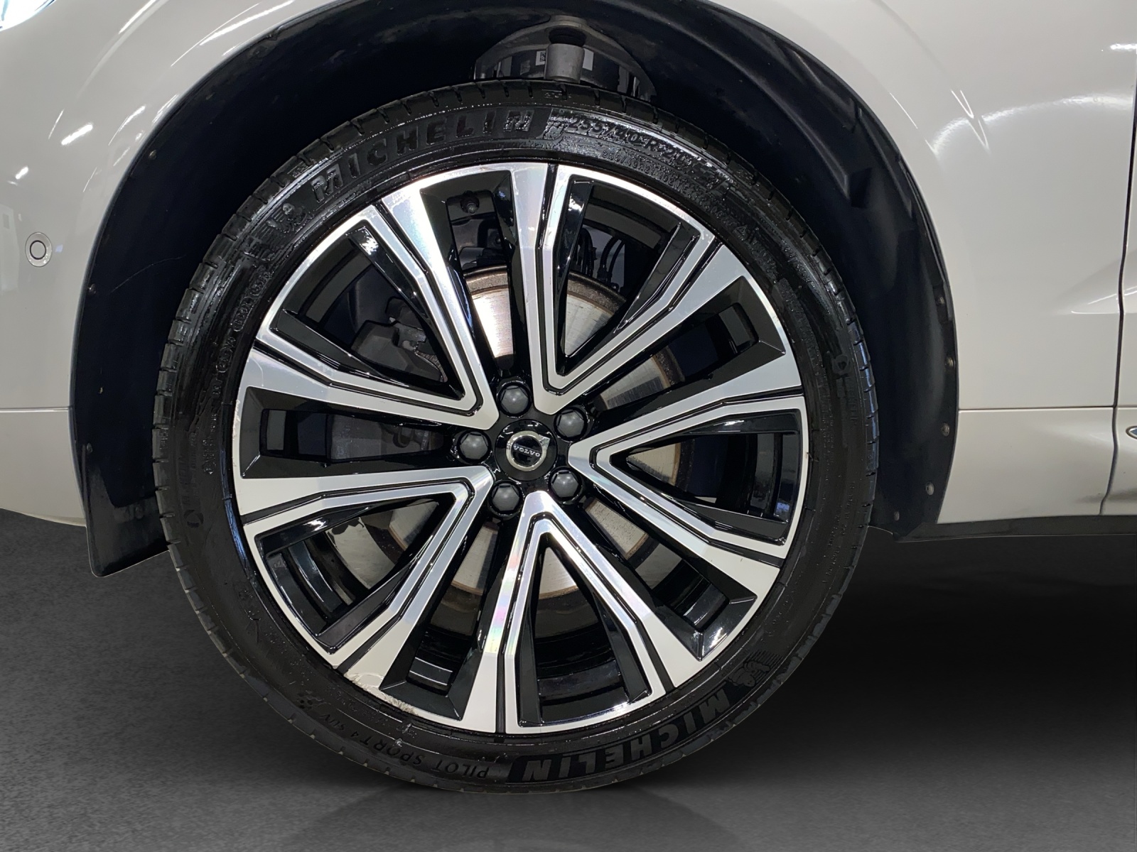 VOLVO XC60 2.0 T6 TE Inscription eAWD-image-14