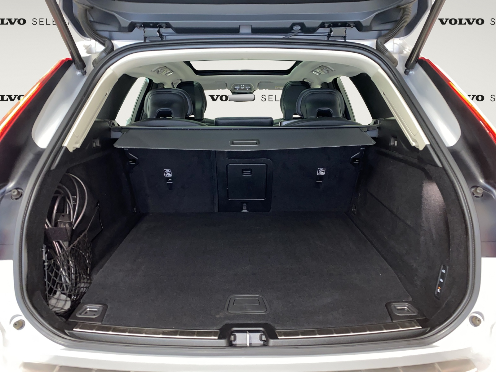 VOLVO XC60 2.0 T6 TE Inscription eAWD-image-13