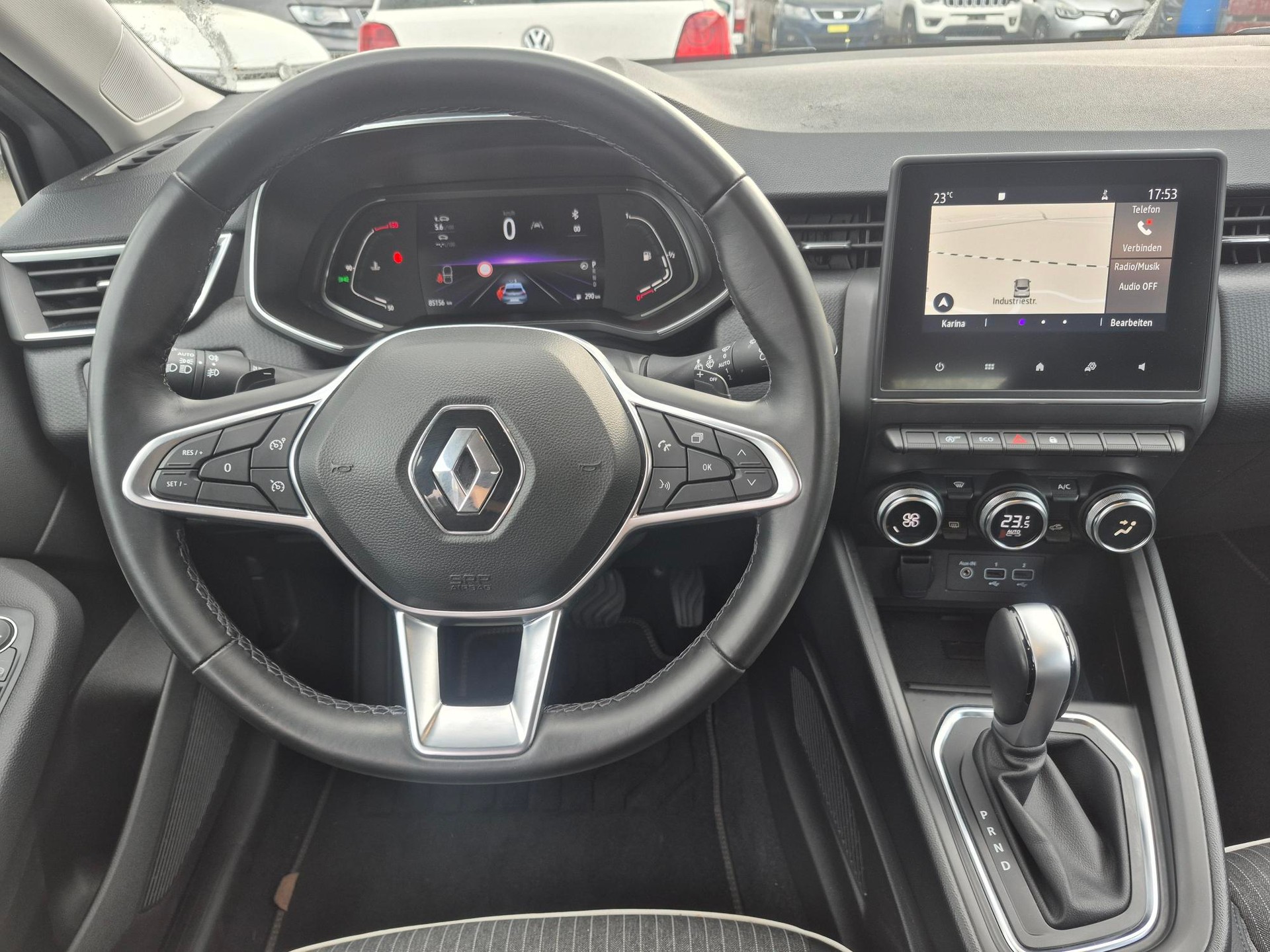 RENAULT Clio 1.3 Intens EDC-image-10