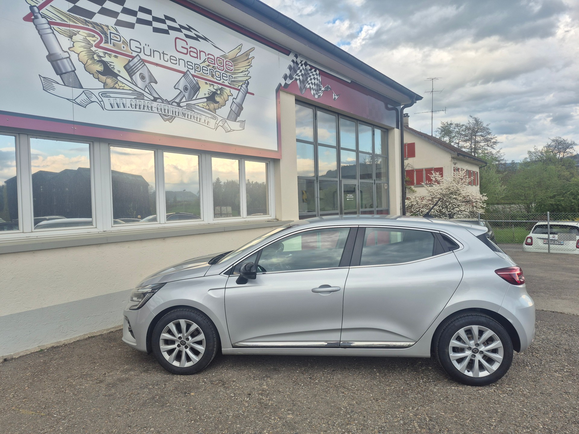 RENAULT Clio 1.3 Intens EDC-image-3