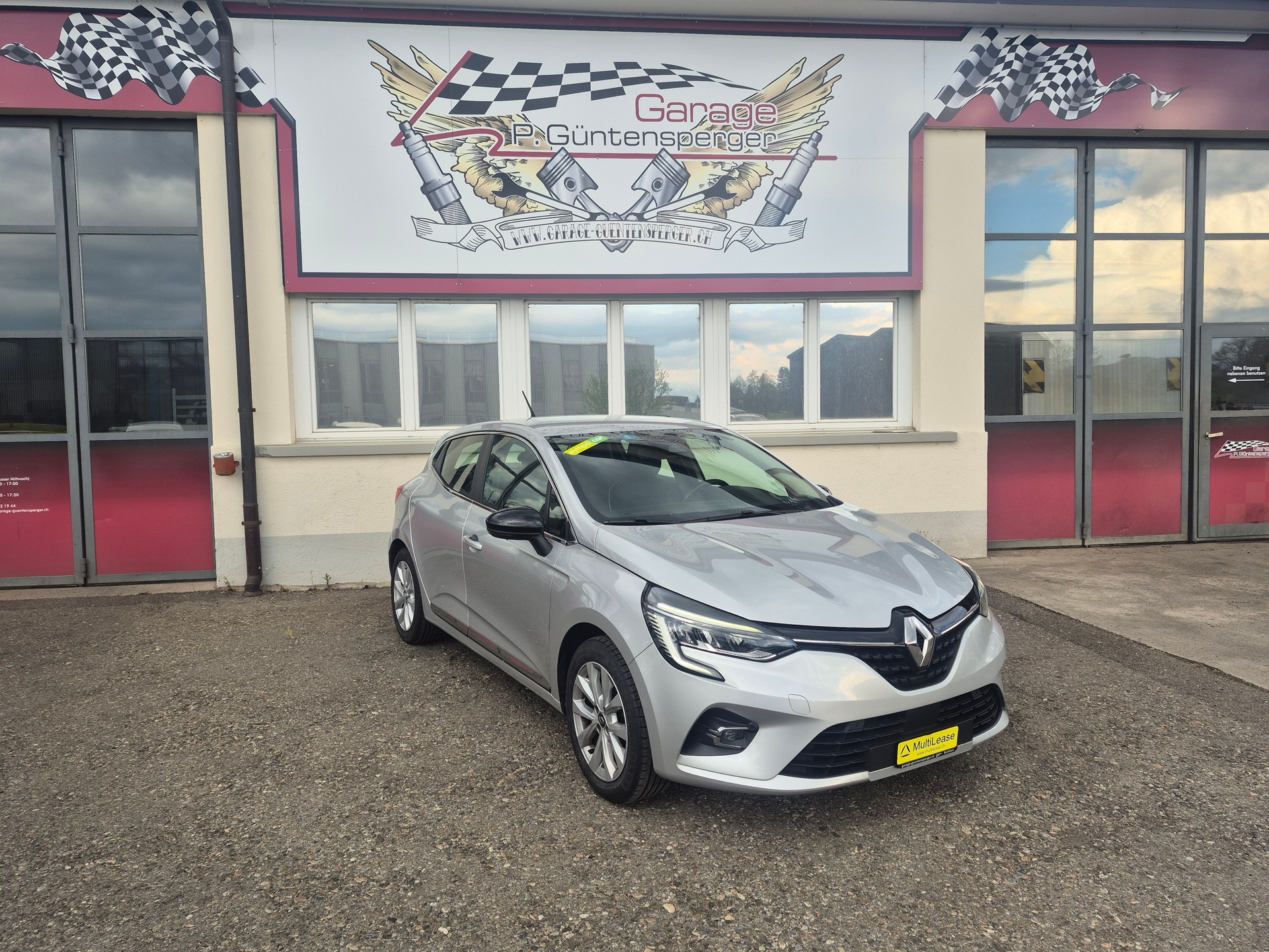 RENAULT Clio 1.3 Intens EDC