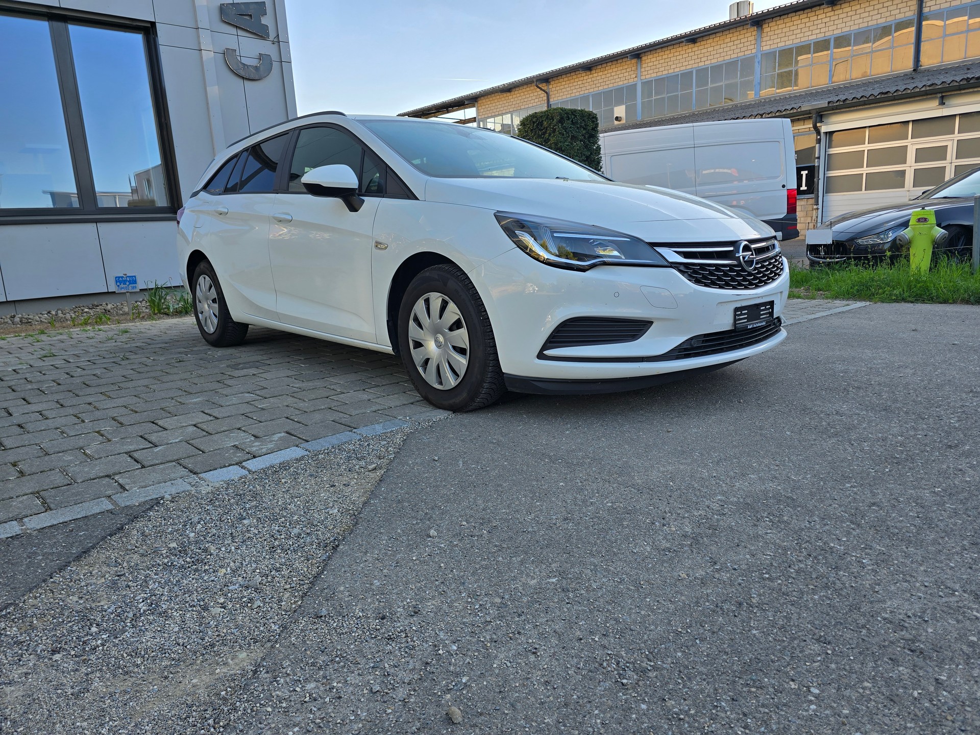 OPEL Astra 1.6 CDTi ecoFLEX-image-2