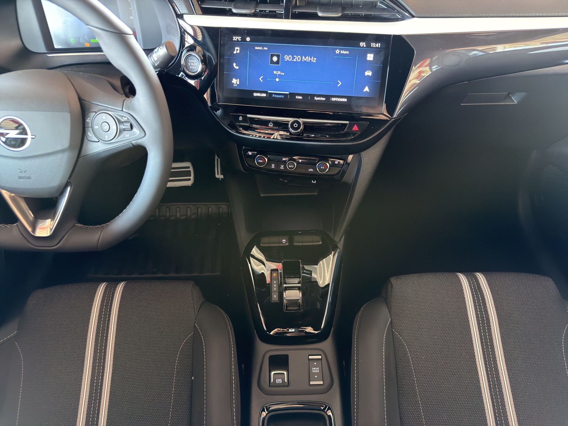 OPEL Corsa-e 156 GS Pack Winter-image-19