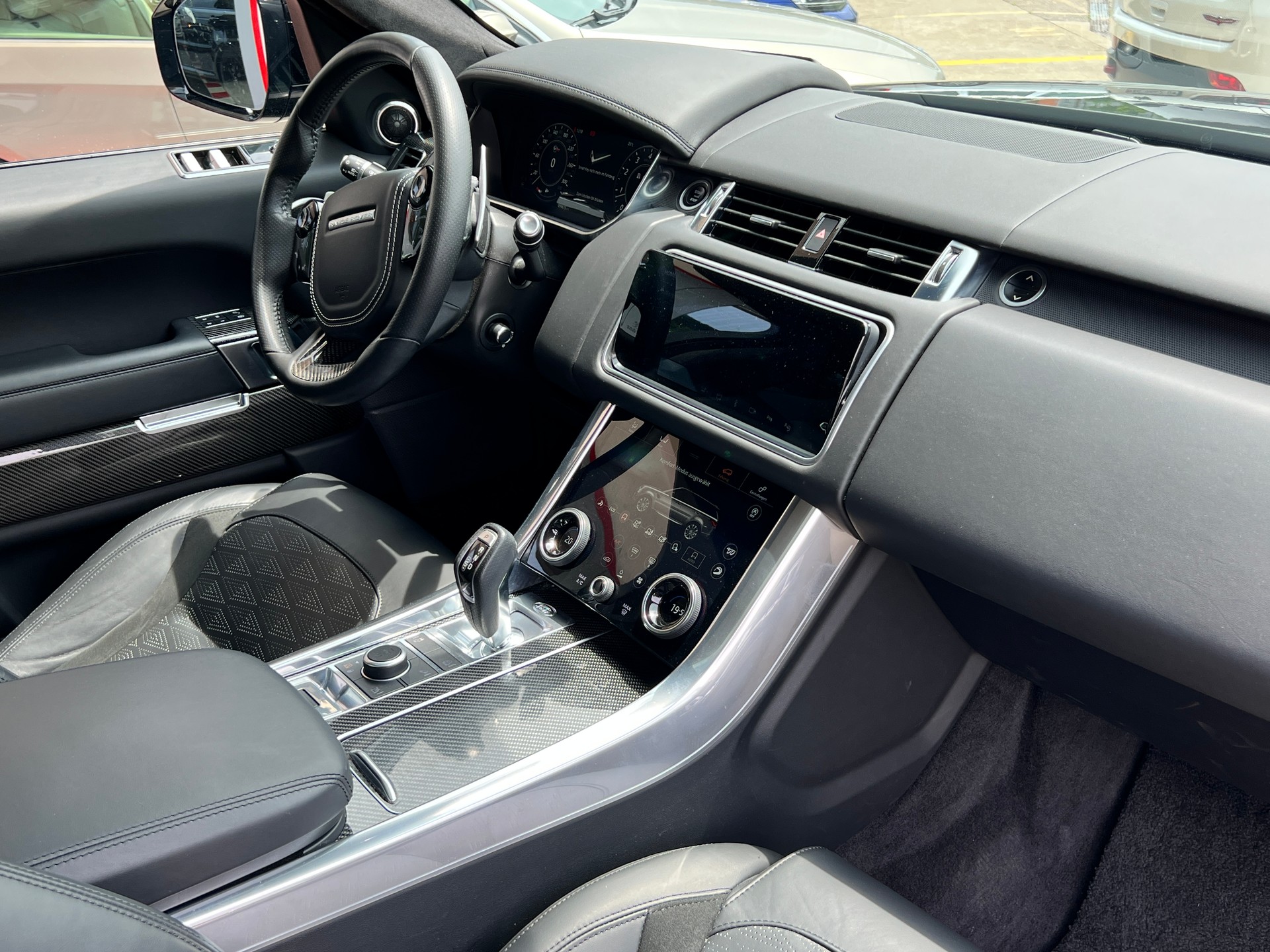 LAND ROVER Range Rover Sport 5.0 V8 S/C SVR Automatic-image-10
