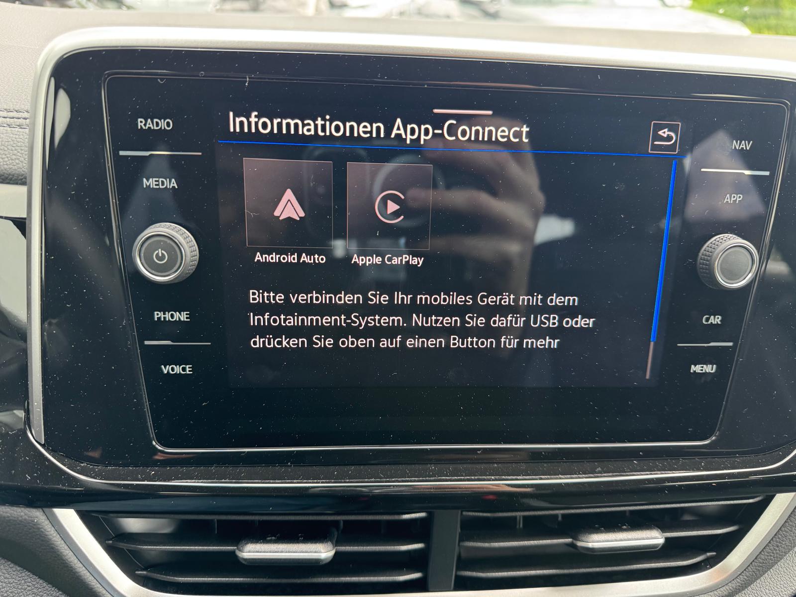 VW T-Roc 2.0 TSI R-Line DSG 4Motion-image-13