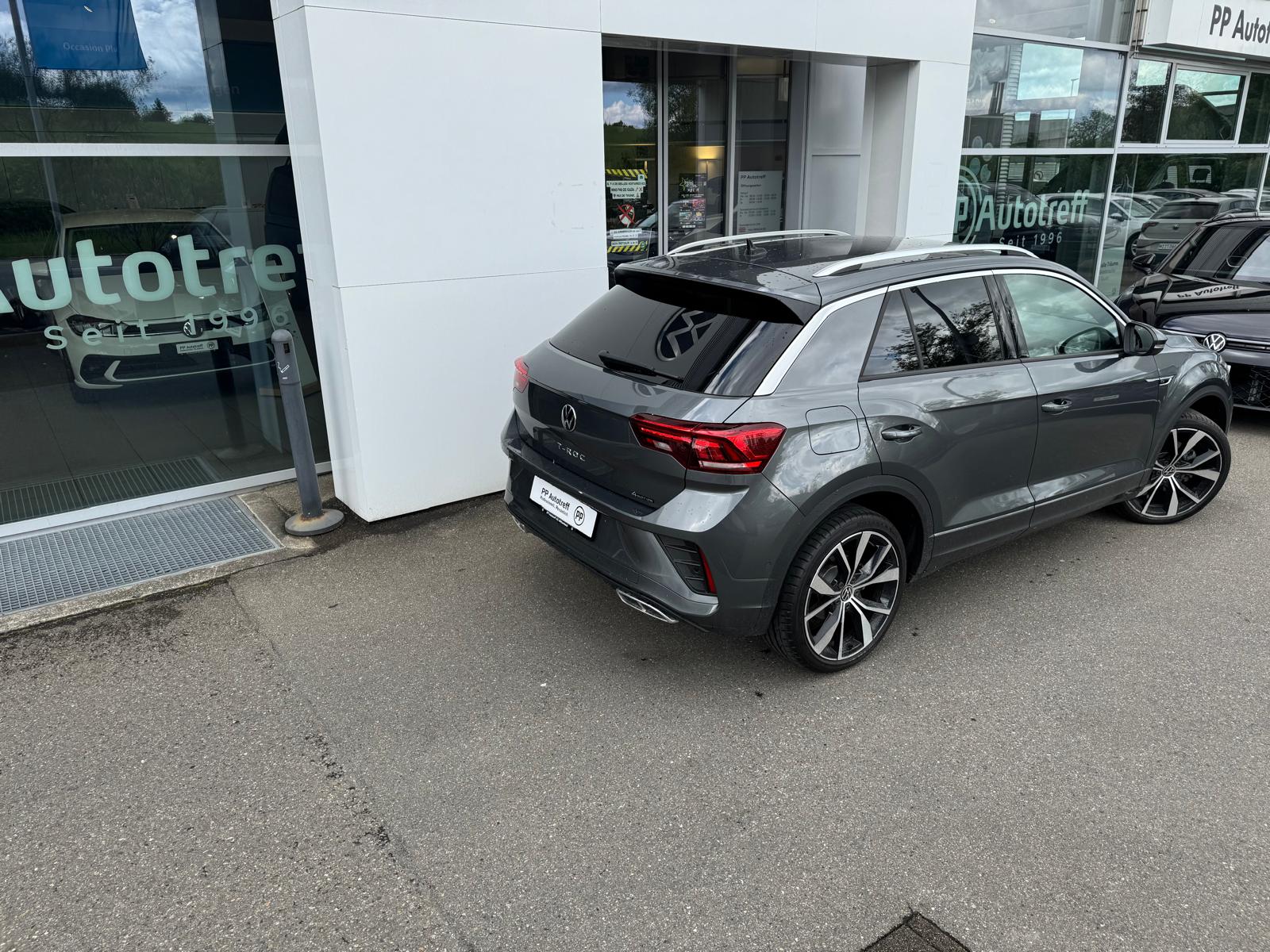 VW T-Roc 2.0 TSI R-Line DSG 4Motion-image-3