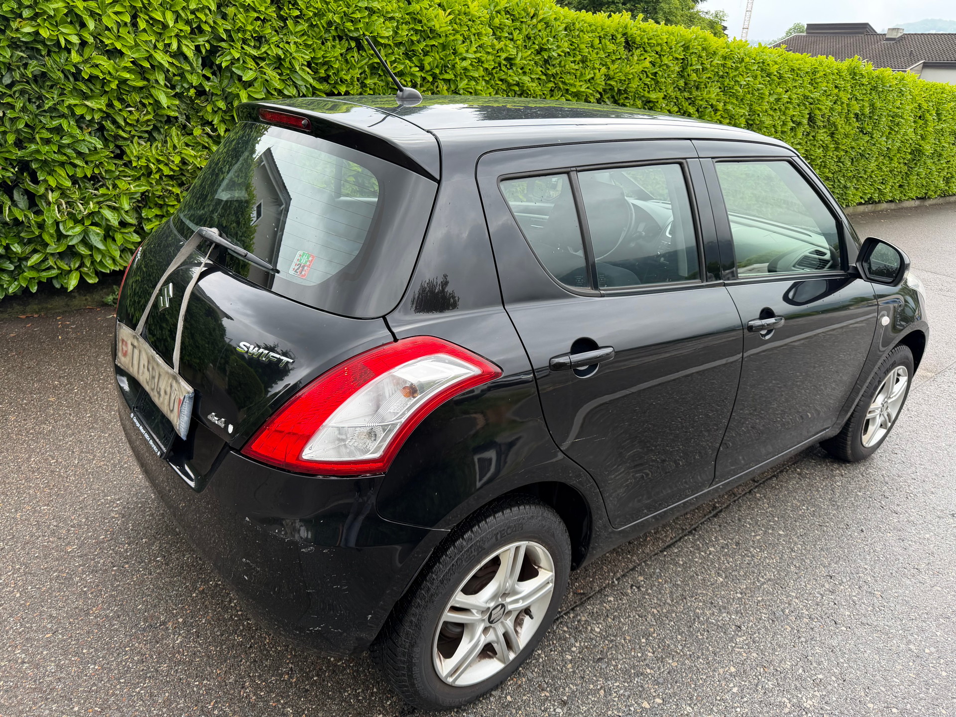 SUZUKI Swift 1.2i 16V GL Top 4x4-image-2