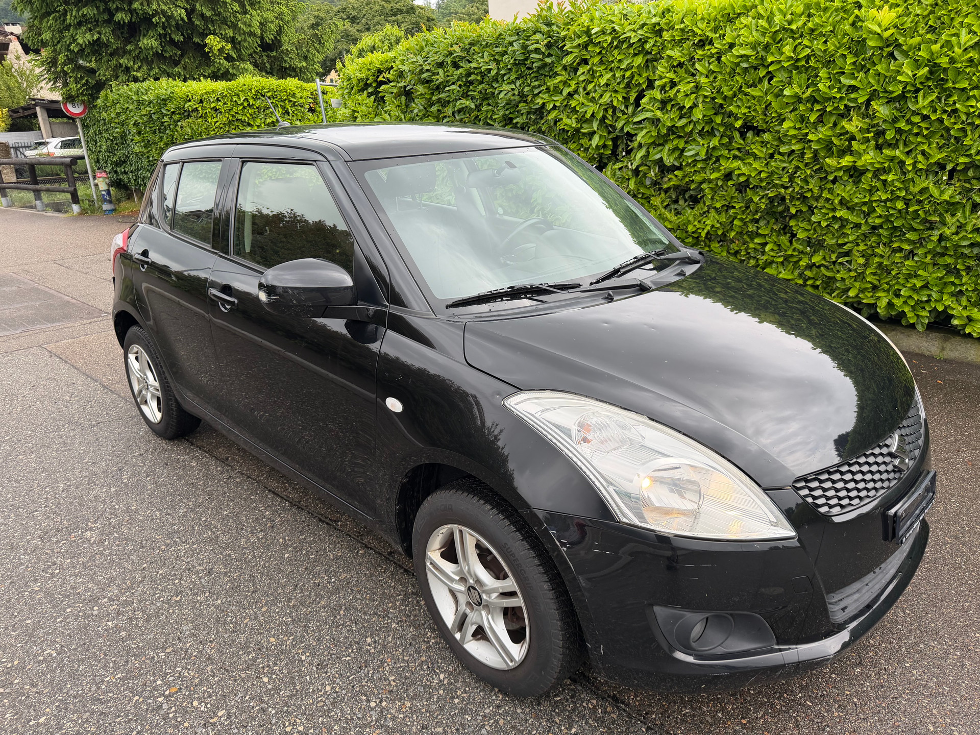 SUZUKI Swift 1.2i 16V GL Top 4x4-image-1