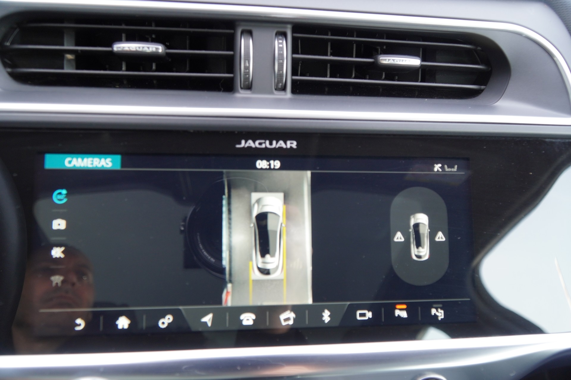 JAGUAR I-Pace EV400 HSE AWD-image-15