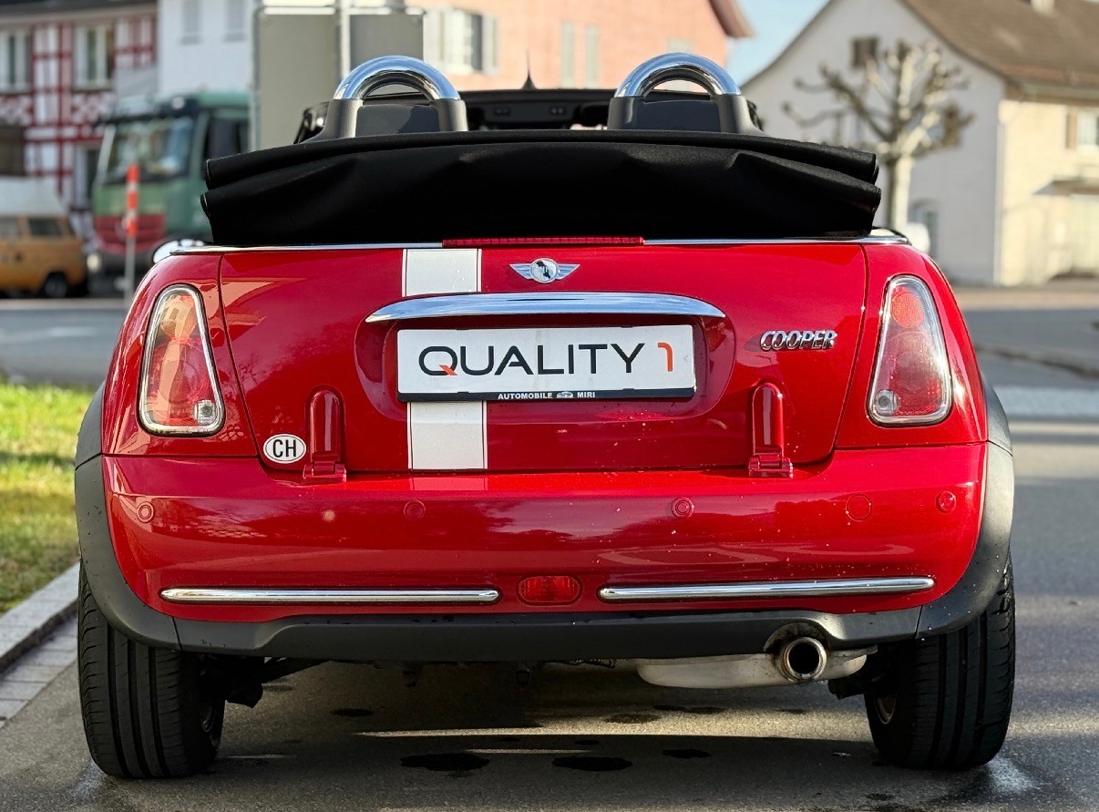 MINI Cooper Cabriolet-image-7