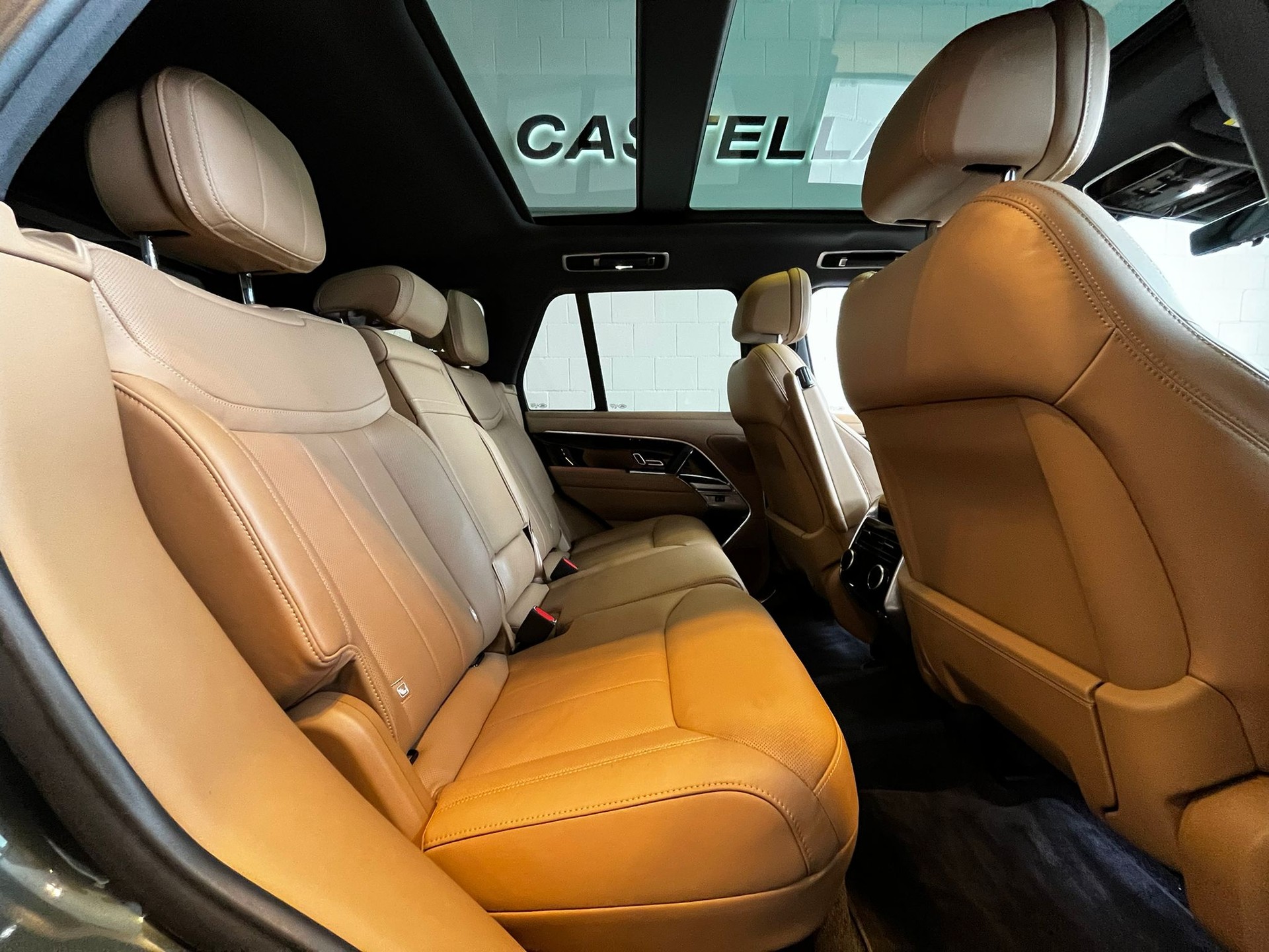 LAND ROVER RR D350 3.0D I6 HSE-image-15