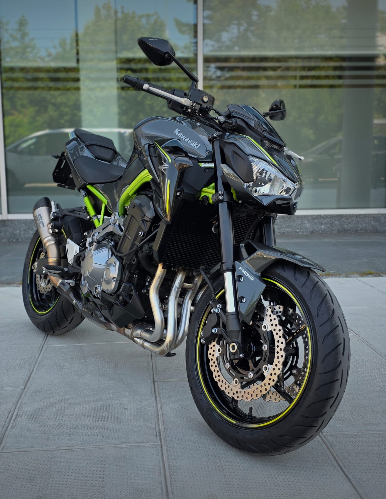 KAWASAKI Z 900-showroom-element-2