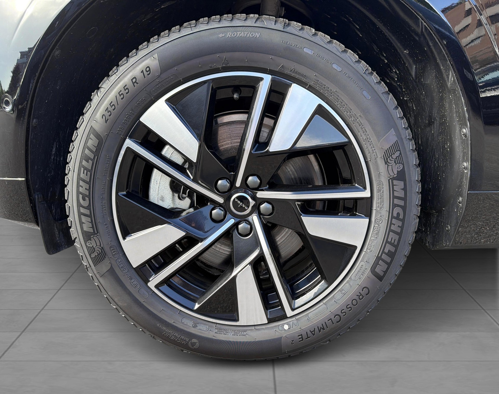 VOLVO XC60 2.0 T8 TE Plus Dark eAWD-image-6