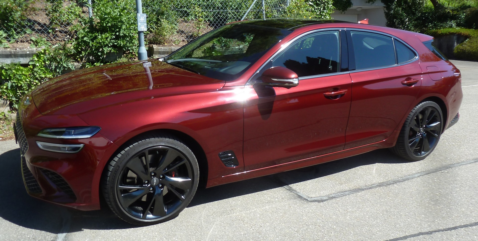 GENESIS 2.2D Sport AWD-image-4