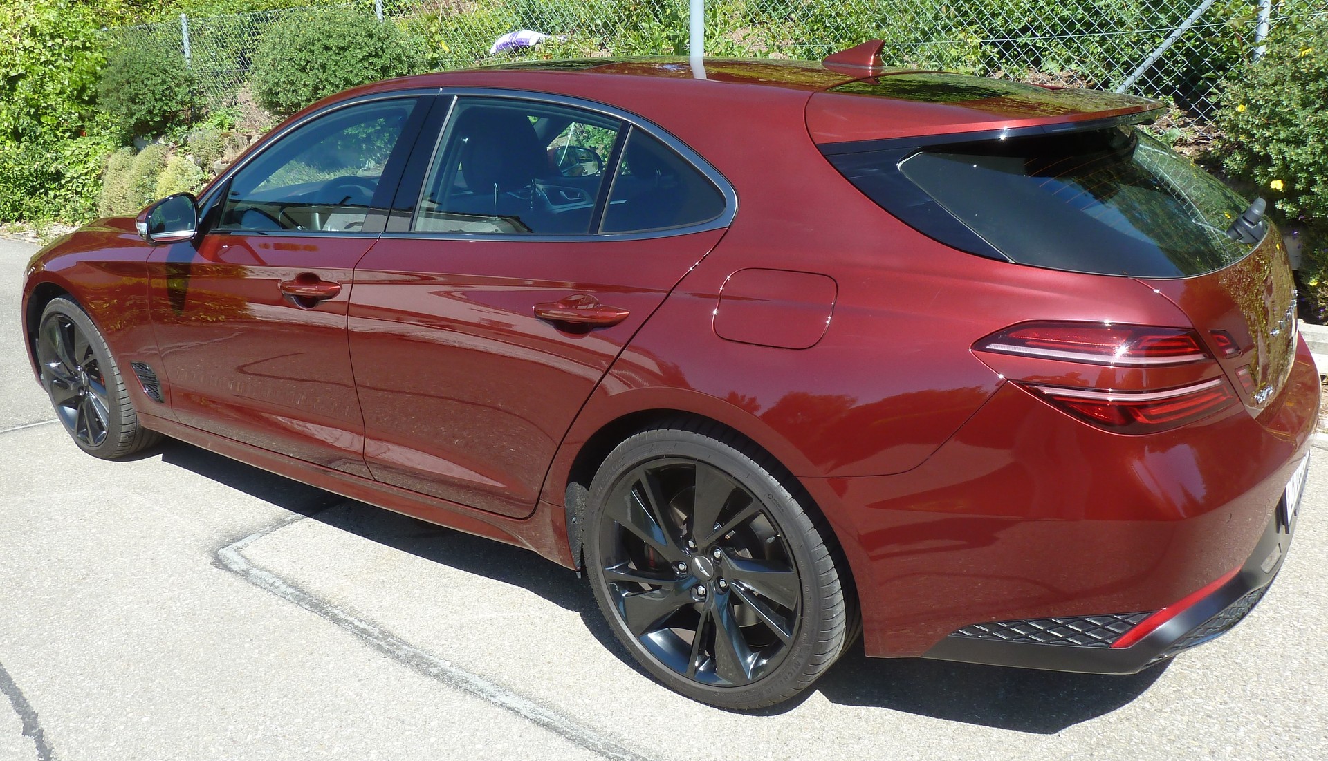 GENESIS 2.2D Sport AWD-image-3