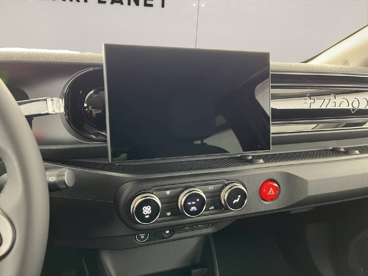 RENAULT Twingo E-Tech Urban Range techno-image-11