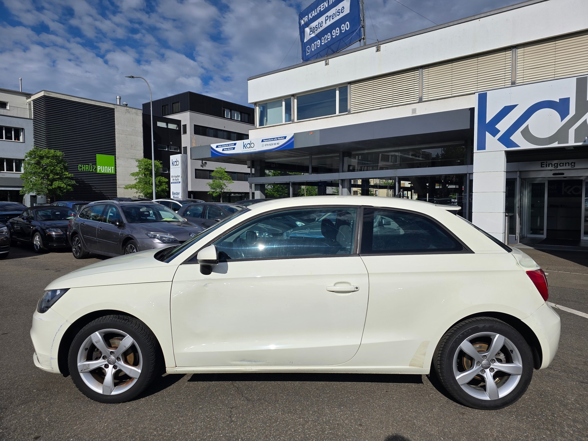 AUDI A1 1.2 TFSI Attraction-image-9
