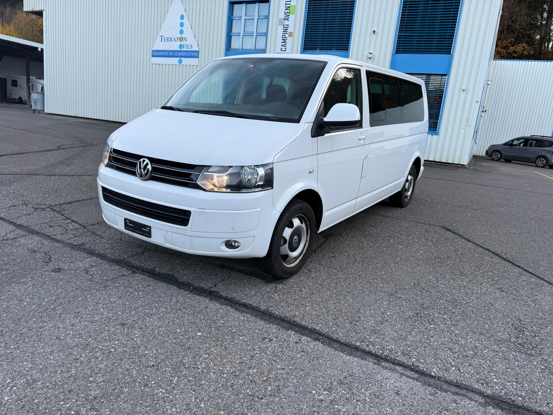 VW T5 Caravelle Comfortline 2.0 TDI CR DSG-image-0