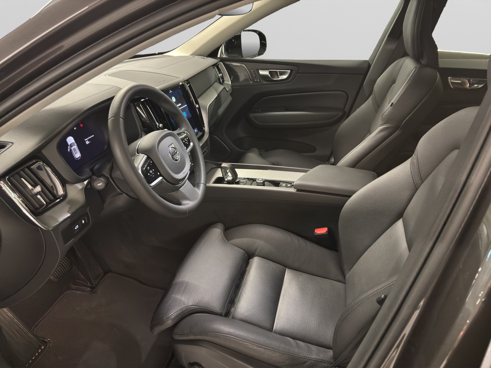 VOLVO XC60 2.0 T8 TE Xcentric eAWD-image-3