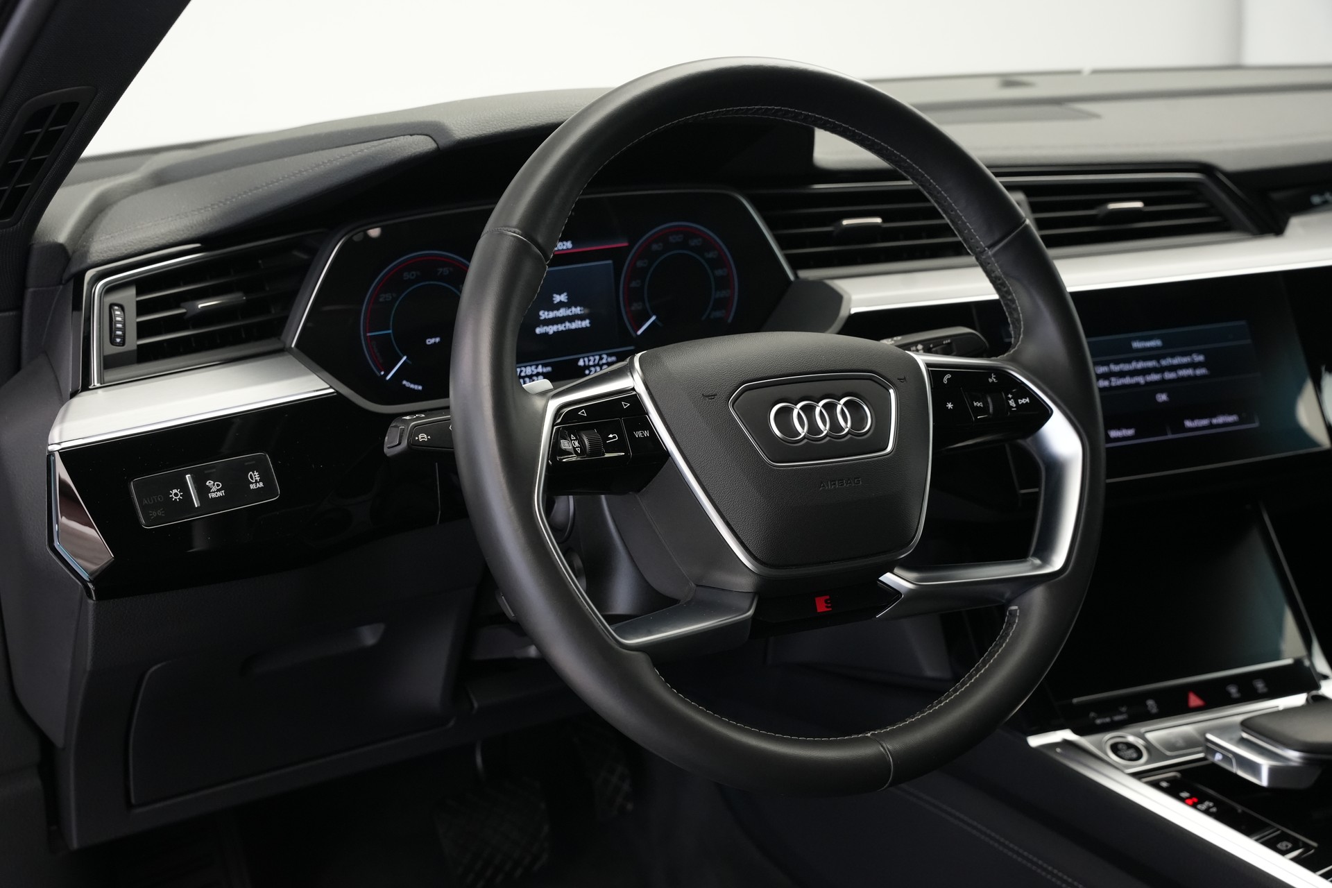 AUDI e-tron 50 Sportback S Line Attraction quattro-image-17