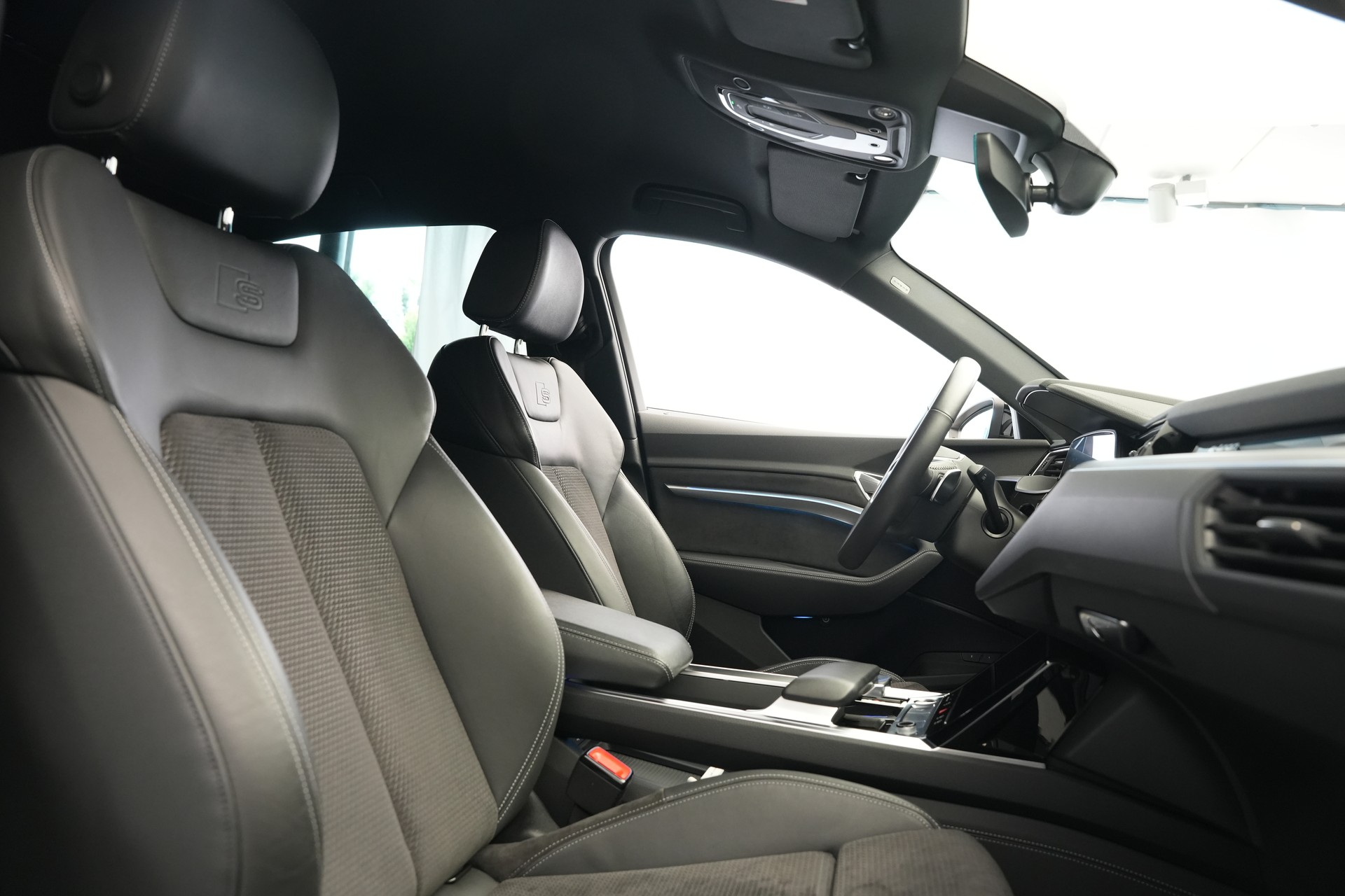 AUDI e-tron 50 Sportback S Line Attraction quattro-image-13