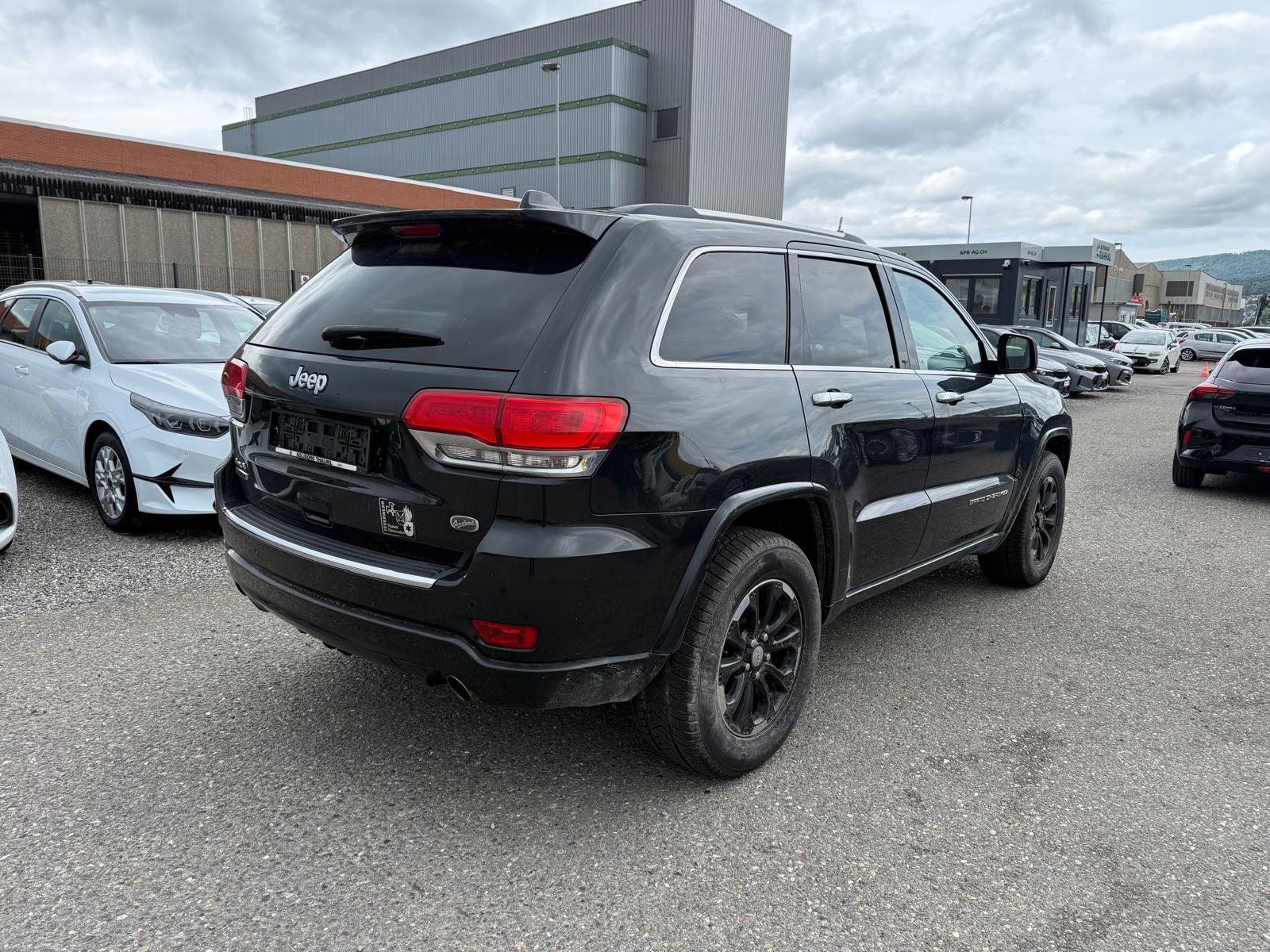 JEEP Grand Cherokee 3.0 CRD 250 Overland-image-3