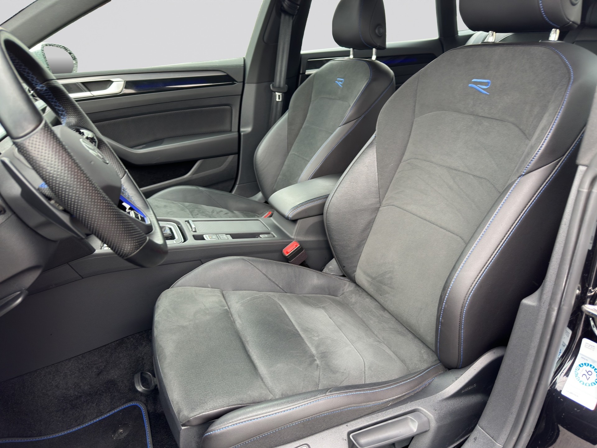 VW Arteon SB 2.0 TSI R 4Motion DSG-image-5