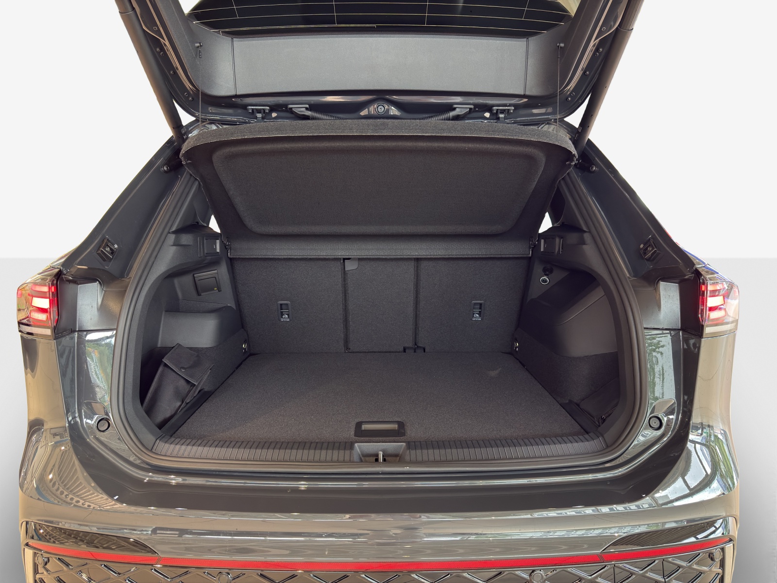 VW Tiguan 1.5 TSI evo2 mHEV R-Line DSG-image-12