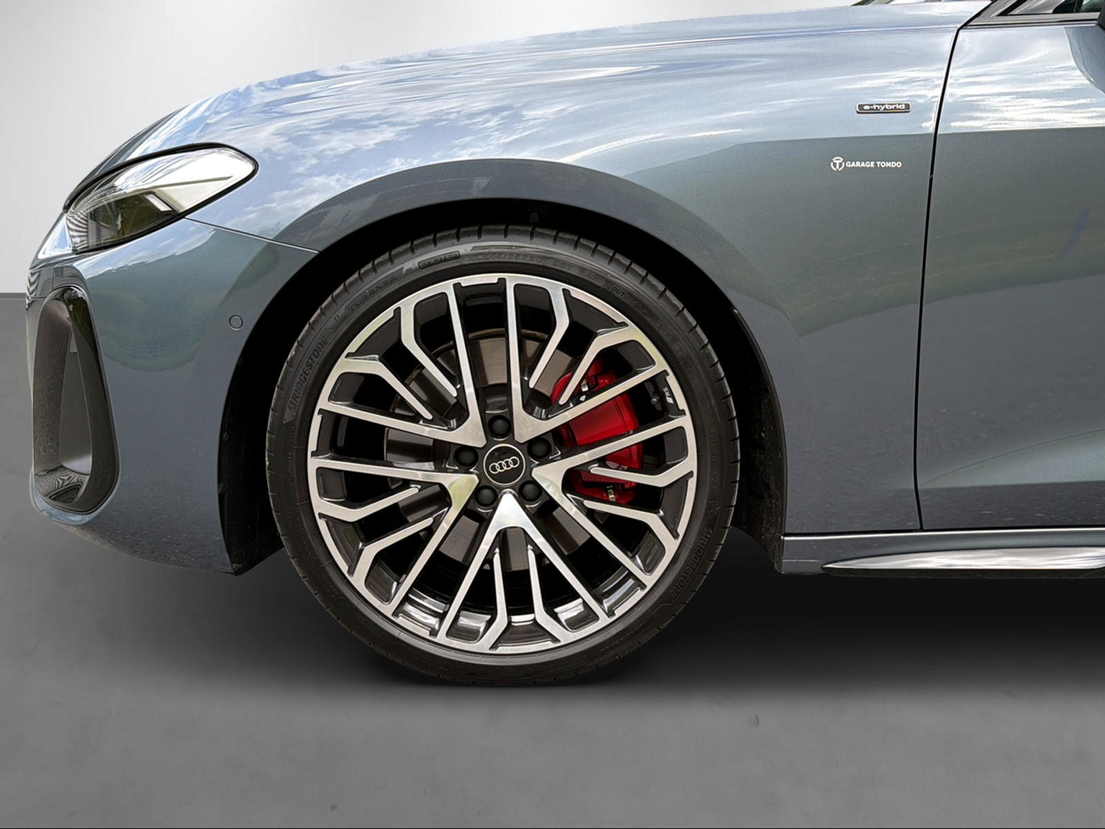 AUDI A5 Avant 2.0 e-hybrid 270 quattro S-Tronic-image-2