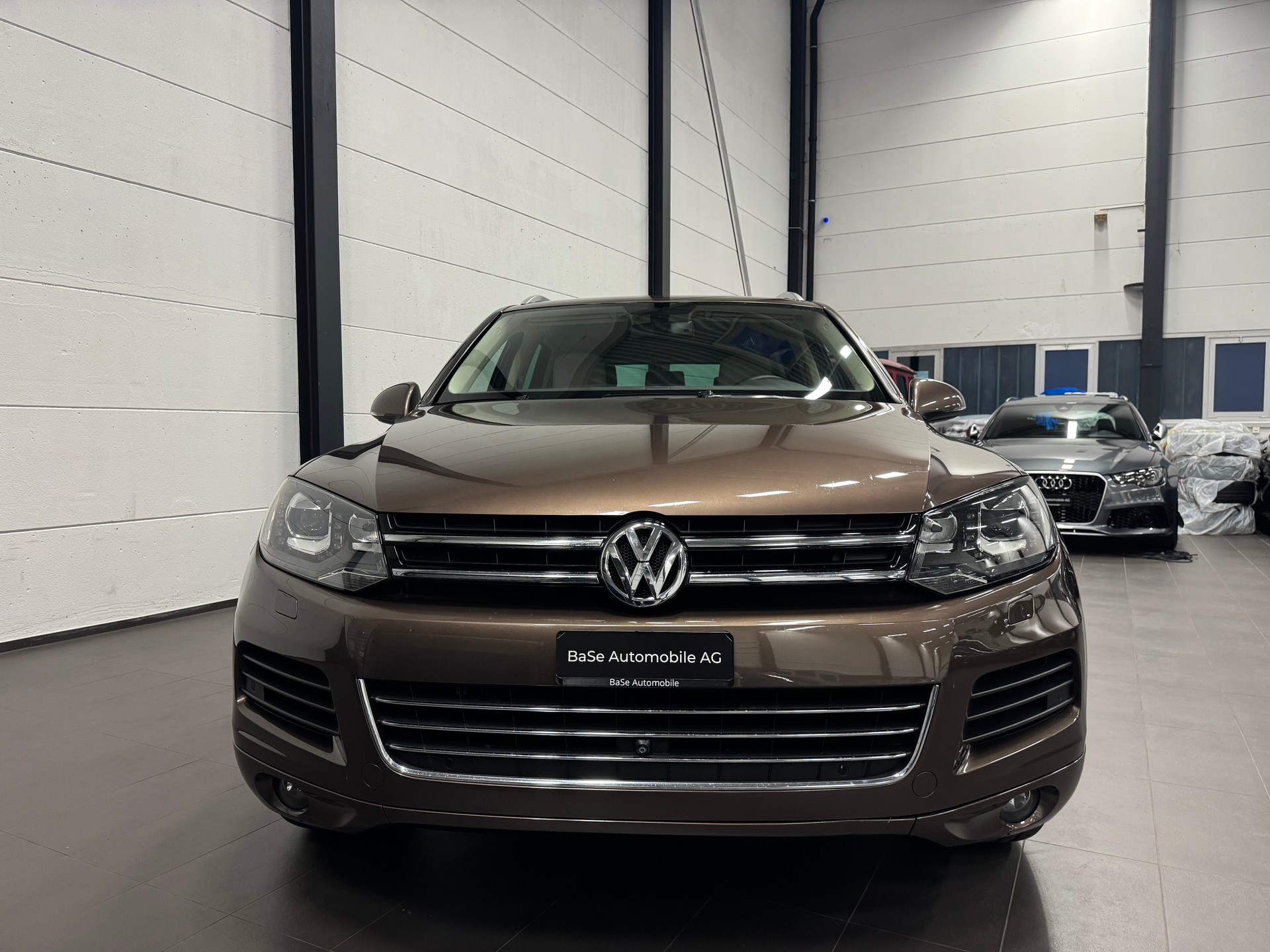 VW Touareg 3.0 TDI BlueMotion Technology Tiptronic-image-6