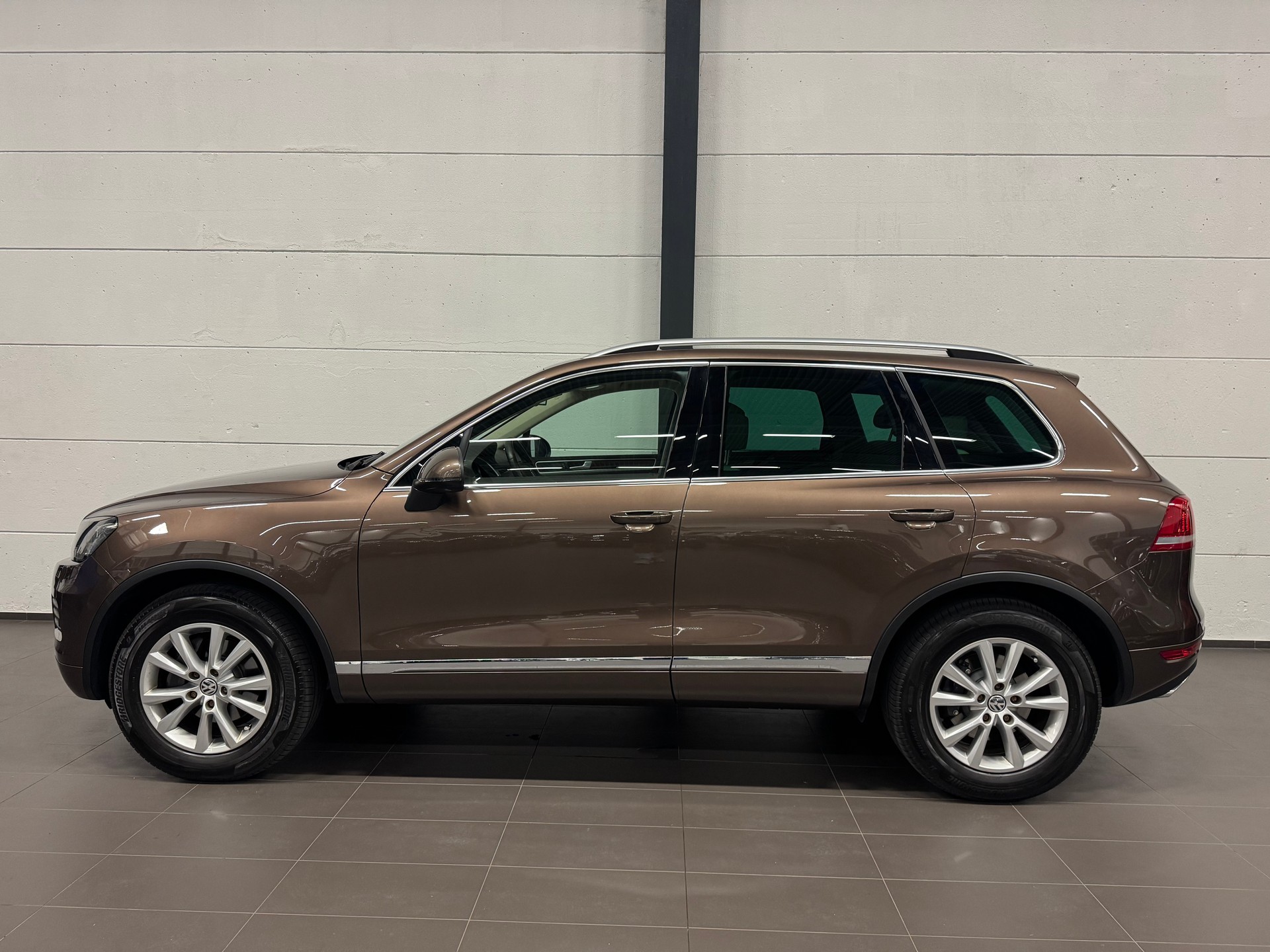 VW Touareg 3.0 TDI BlueMotion Technology Tiptronic-image-8