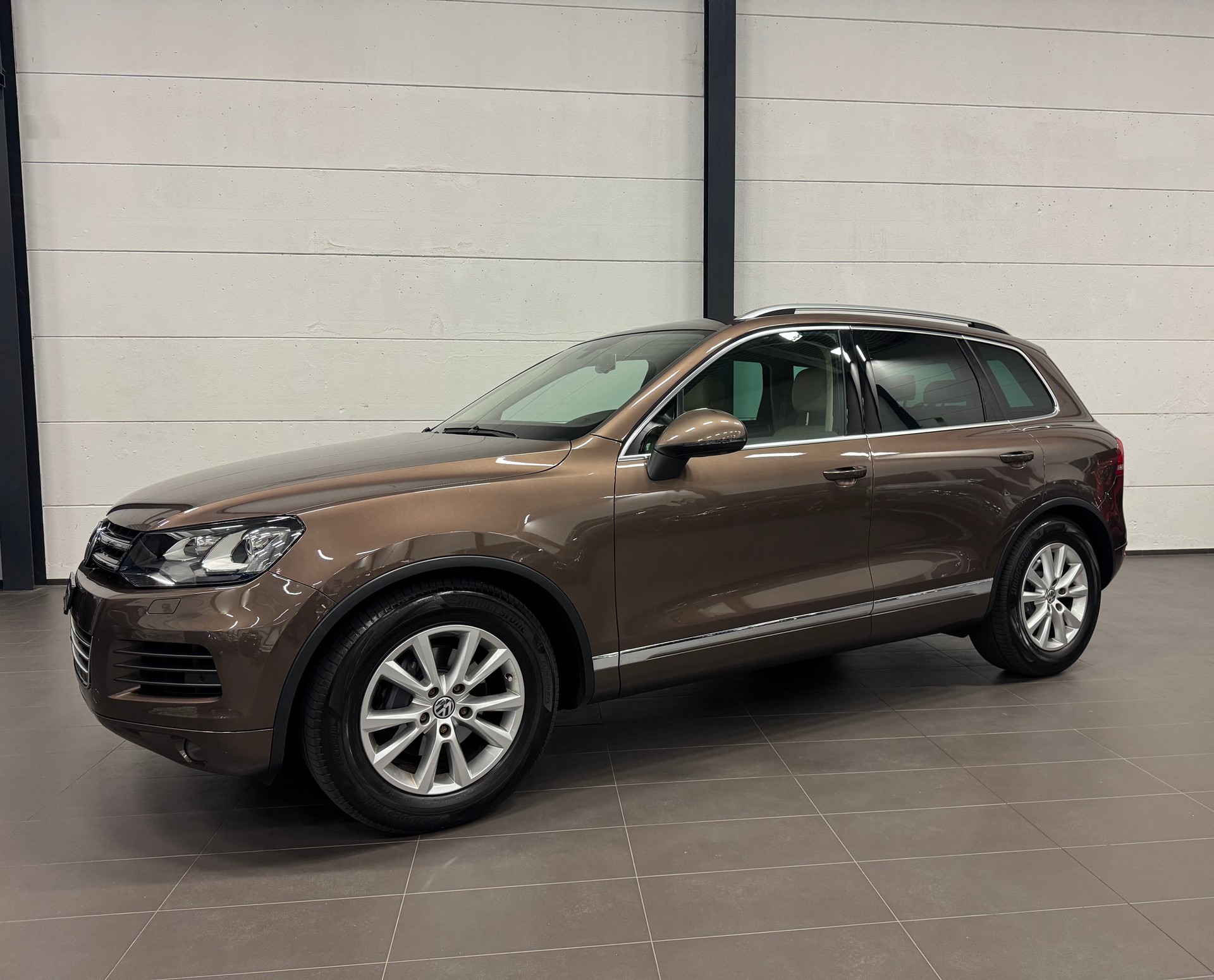 VW Touareg 3.0 TDI BlueMotion Technology Tiptronic-image-4