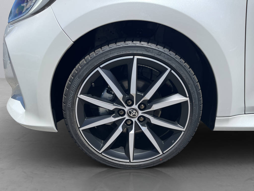 TOYOTA Yaris 1.5 VVT-i HSD GR Sport-image-15