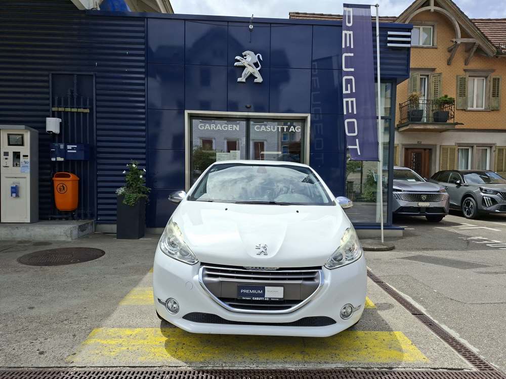 PEUGEOT 208 1.6 THP Allure-image-1