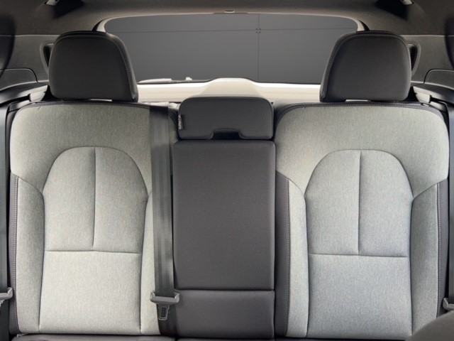 VOLVO XC40 2.0 B3 MH Plus Dark-image-14