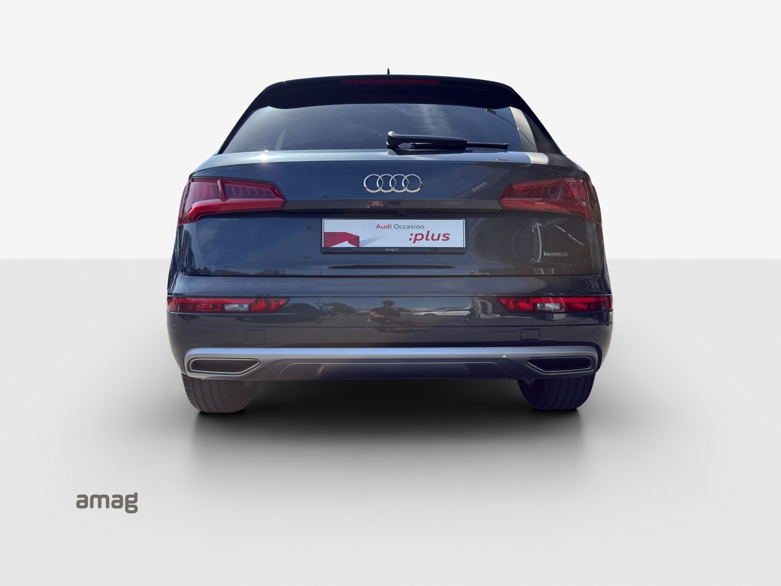 AUDI Q5 2.0 TFSI design quattro S-tronic-image-3