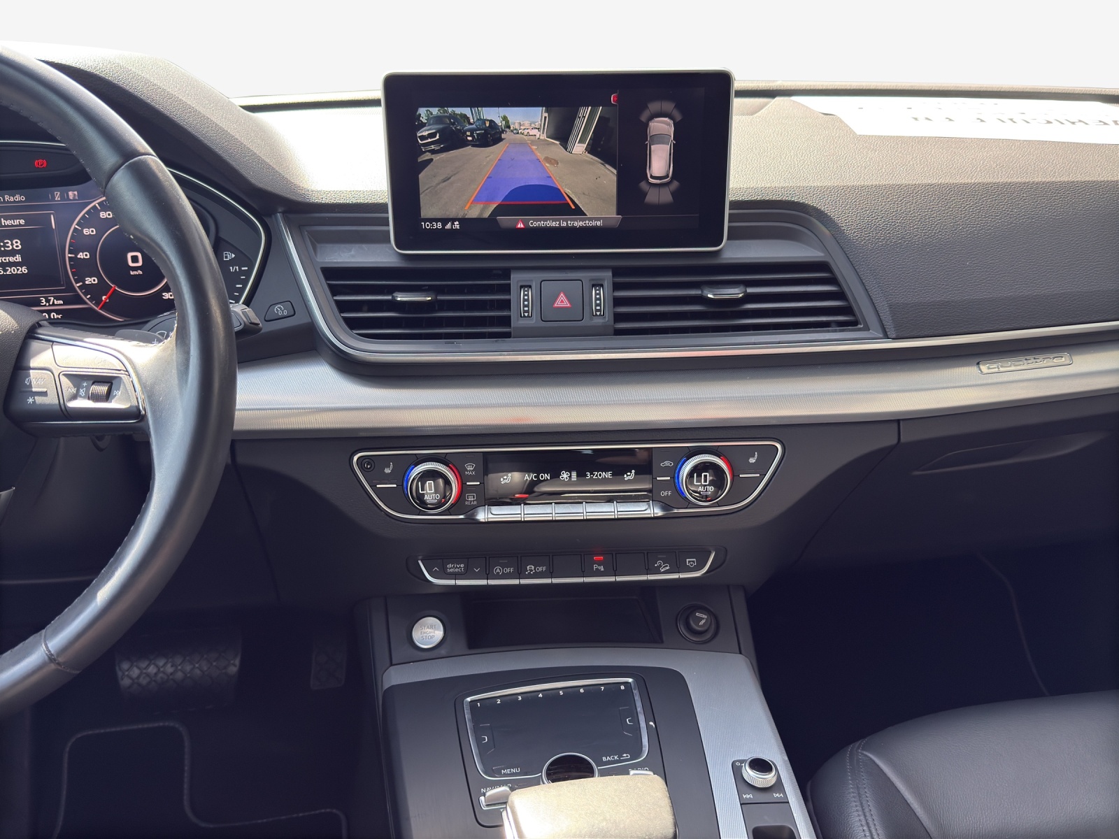 AUDI Q5 2.0 TFSI design quattro S-tronic-image-10