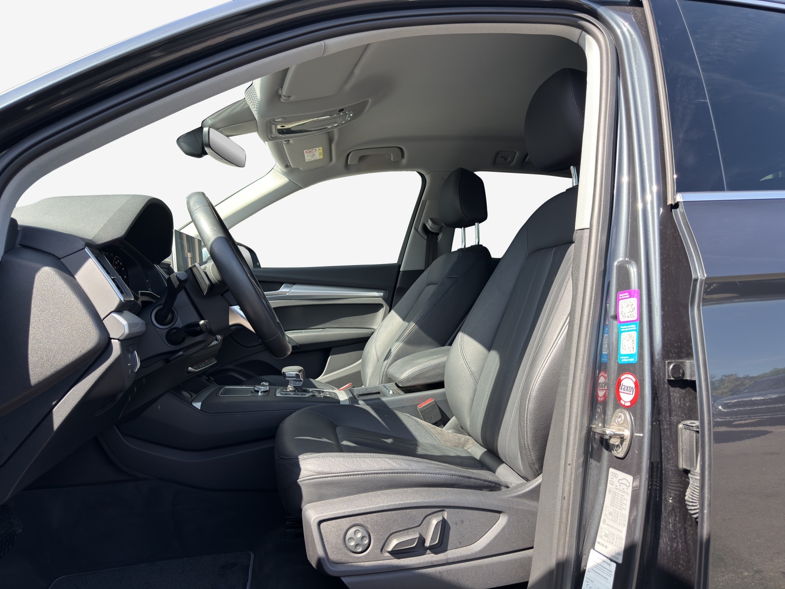 AUDI Q5 2.0 TFSI design quattro S-tronic-image-7