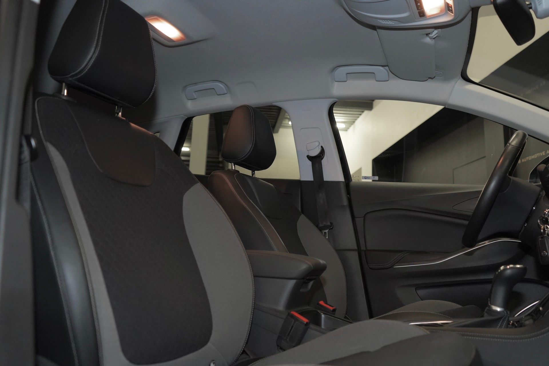 OPEL Grandland X 1.6CDTi Excellence Automatik-image-4