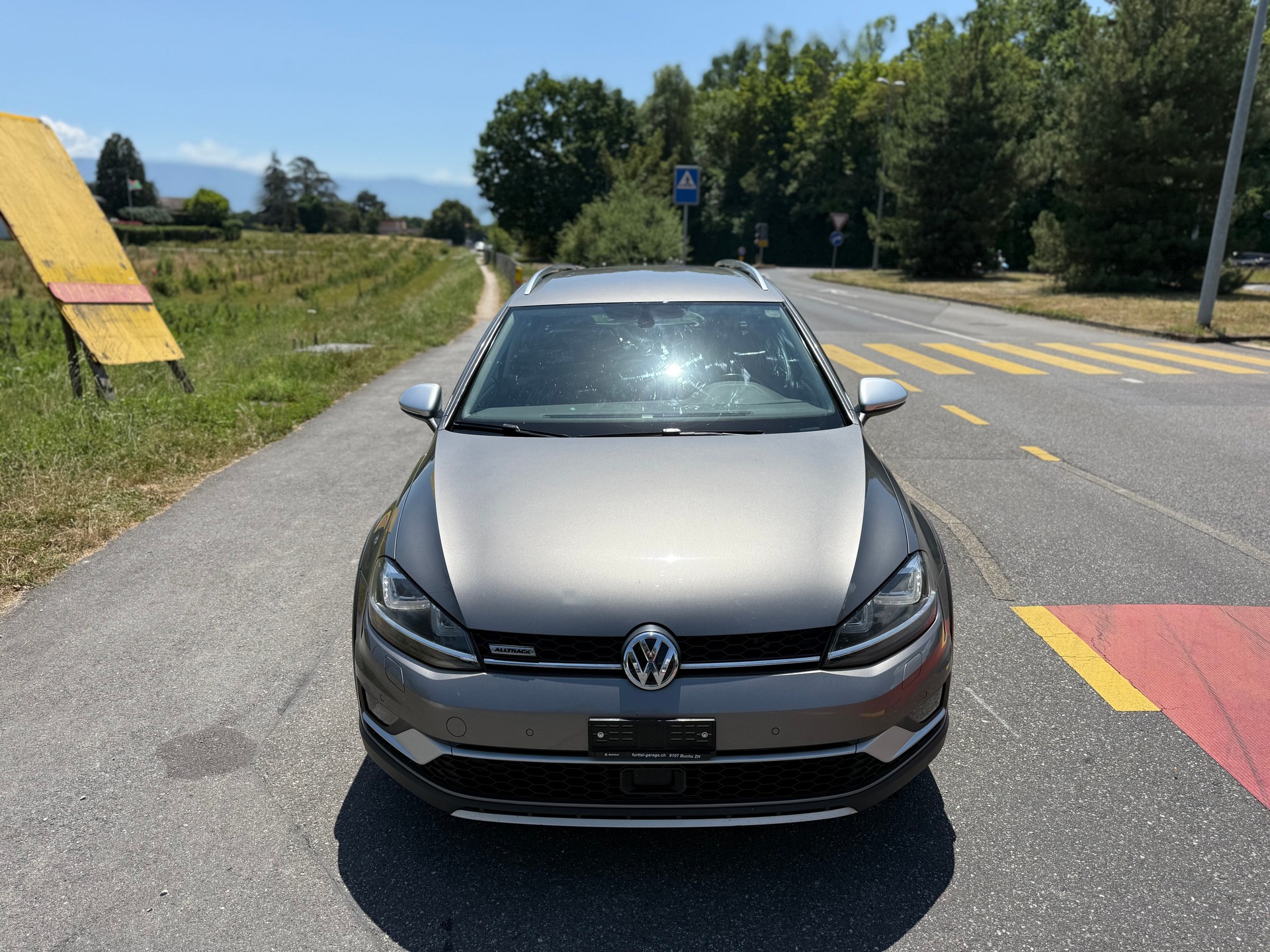 VW Golf 2.0 TDI Alltrack 4Motion-image-0