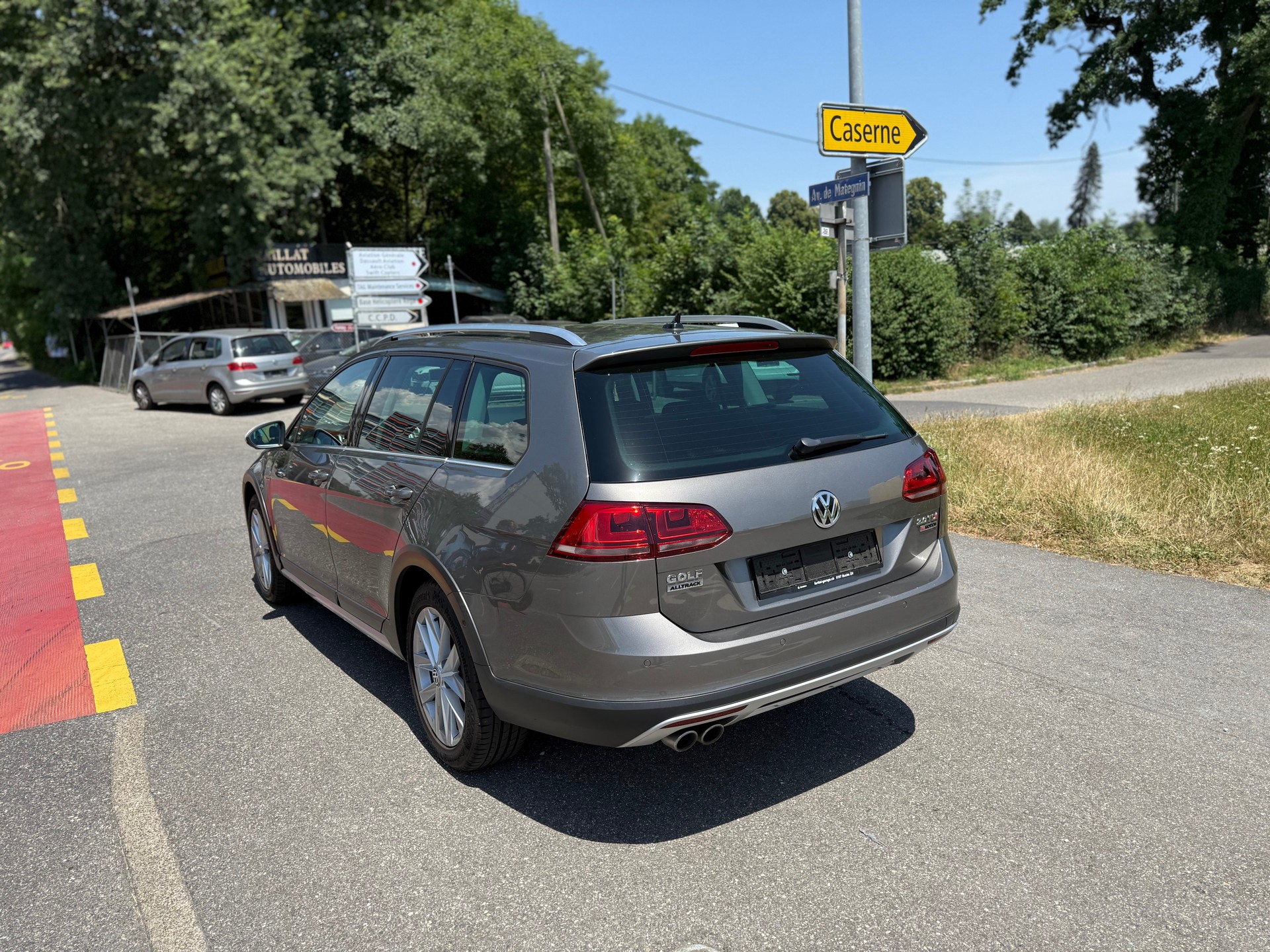 VW Golf 2.0 TDI Alltrack 4Motion-image-4