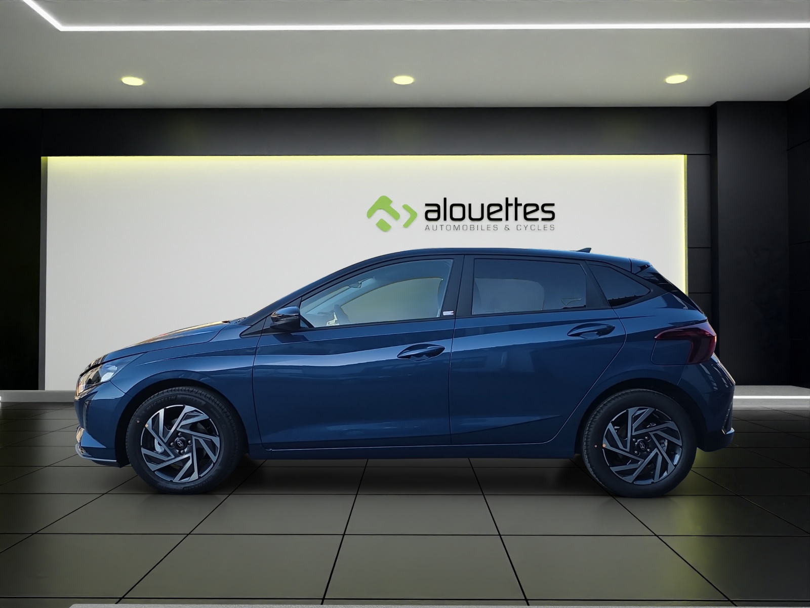 HYUNDAI i20 1.0 T-GDi Amplia DCT-showroom-element-1