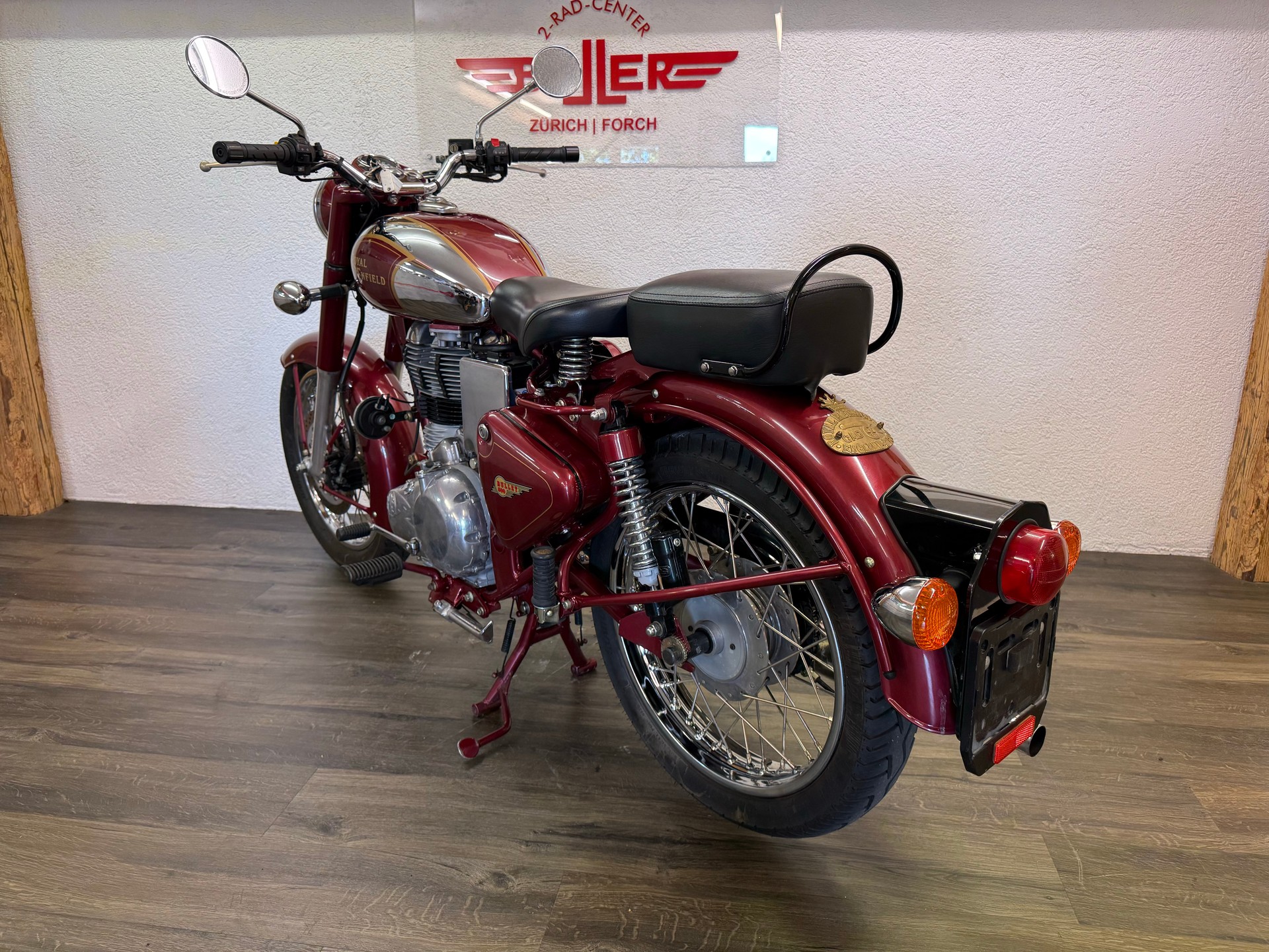ROYAL ENFIELD Bullet 500i EFI-showroom-element-3